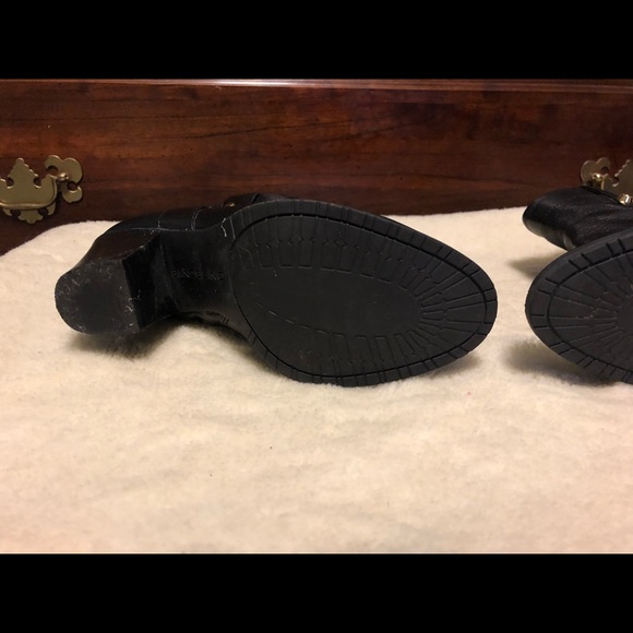 Booties - Picture 5 of 10